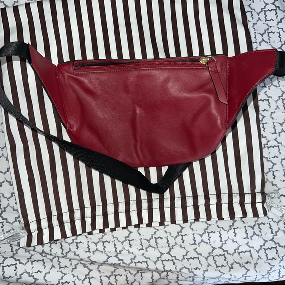 DKNY Fanny bum bag - Picture 2 of 4